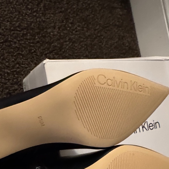 Calvin Klein Women's Sleek Black Heeled Boots size 9 1/2 - Picture 6 of 11